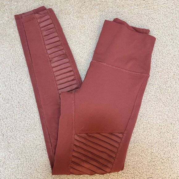ALO Yoga Pants - 🔥 Alo Yoga Leggings – Rust Red 🔥